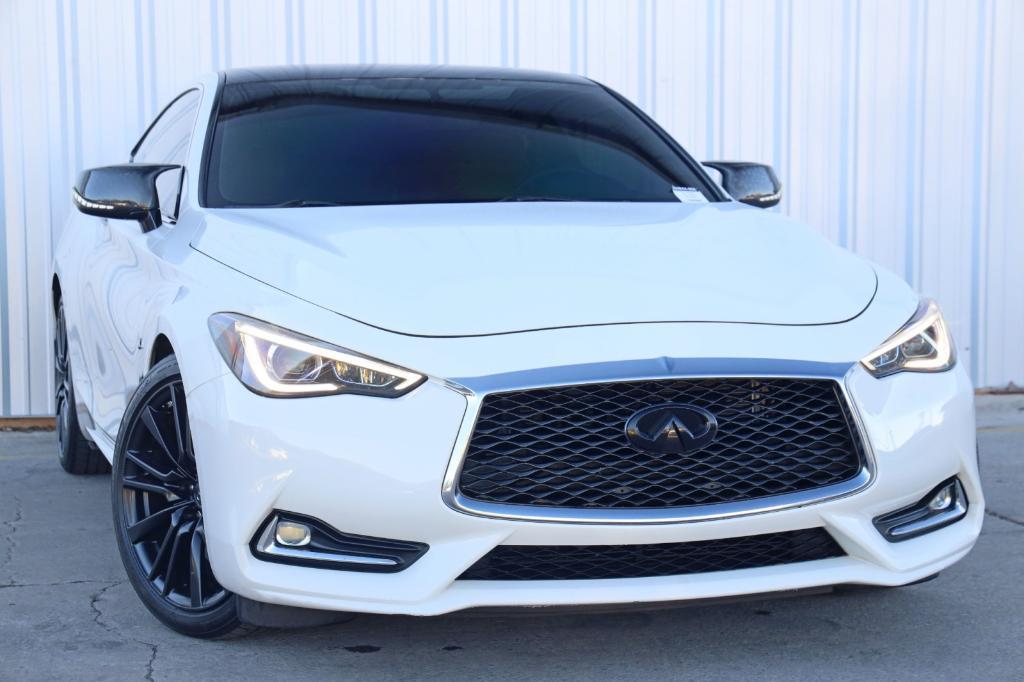 used 2017 INFINITI Q60 car