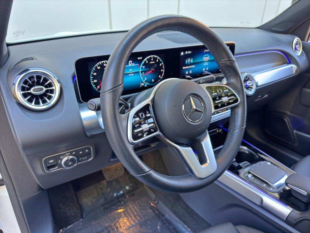 used 2021 Mercedes-Benz GLB 250 car, priced at $24,500