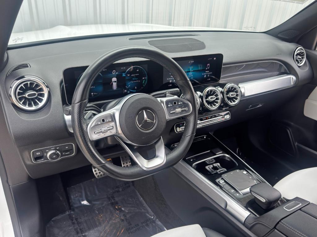 used 2021 Mercedes-Benz GLB 250 car, priced at $23,000