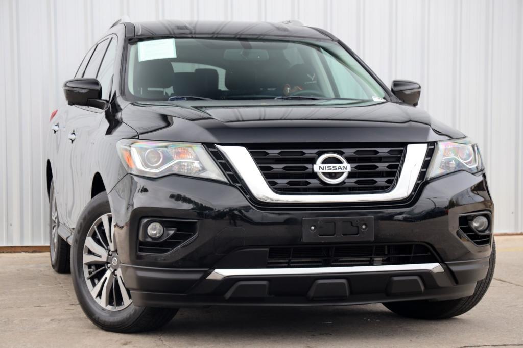 used 2019 Nissan Pathfinder car, priced at $16,000