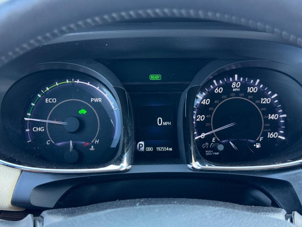 used 2013 Toyota Avalon Hybrid car, priced at $8,250