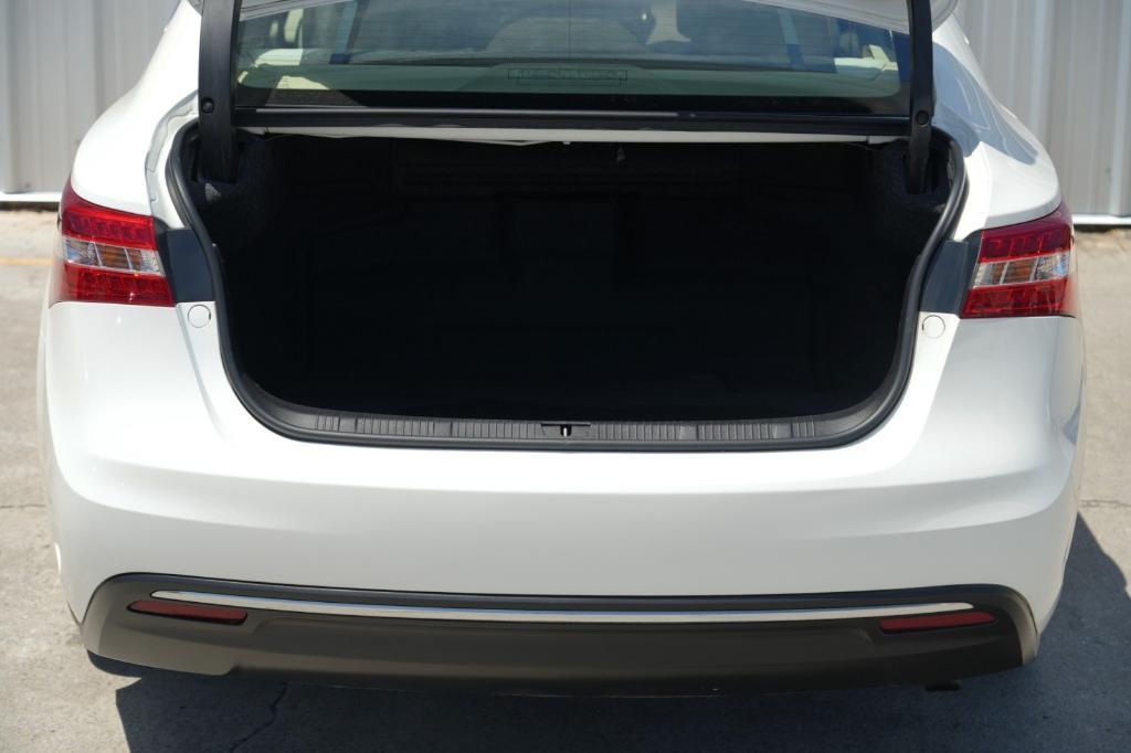 used 2013 Toyota Avalon Hybrid car, priced at $8,250