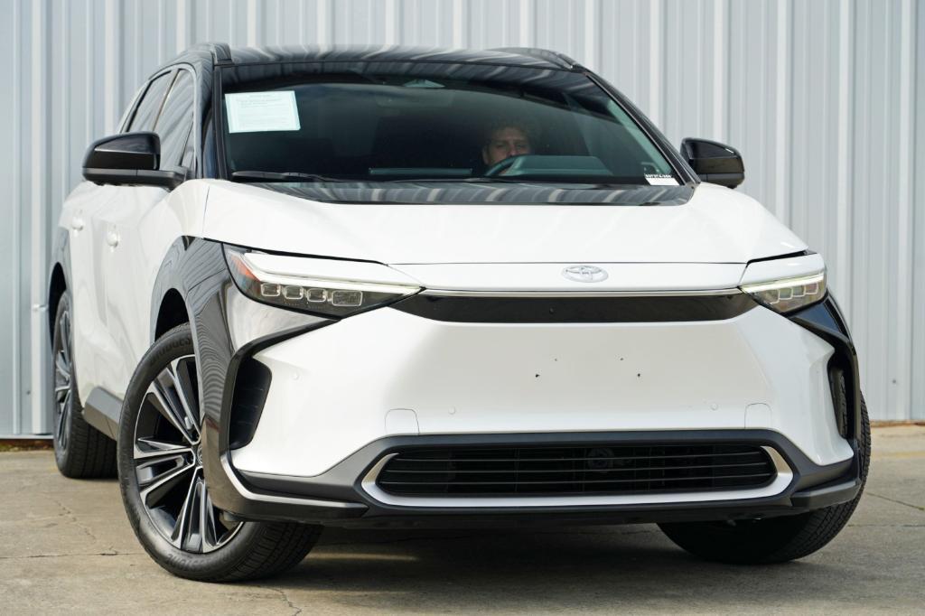 used 2023 Toyota bZ4X car
