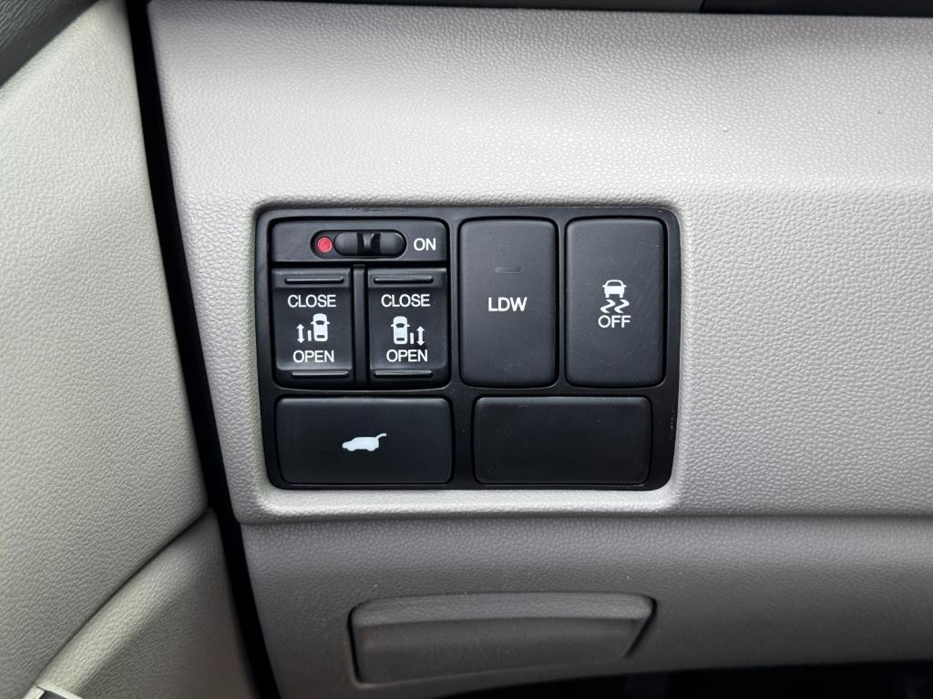 used 2016 Honda Odyssey car