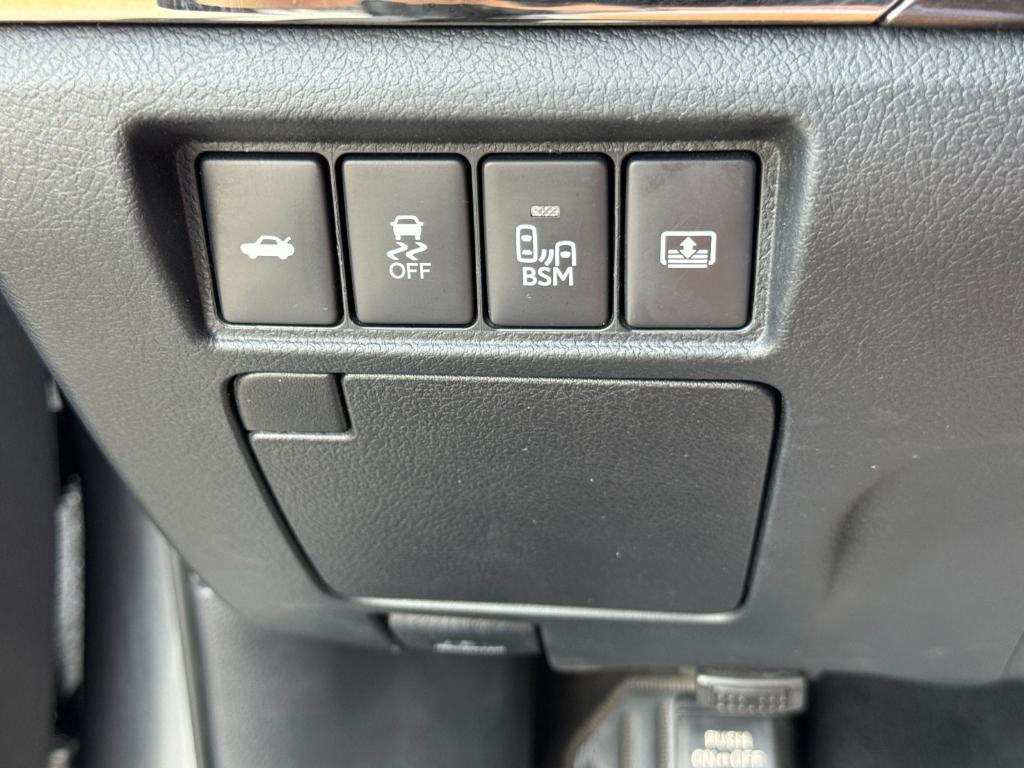 used 2013 Toyota Avalon car, priced at $9,000
