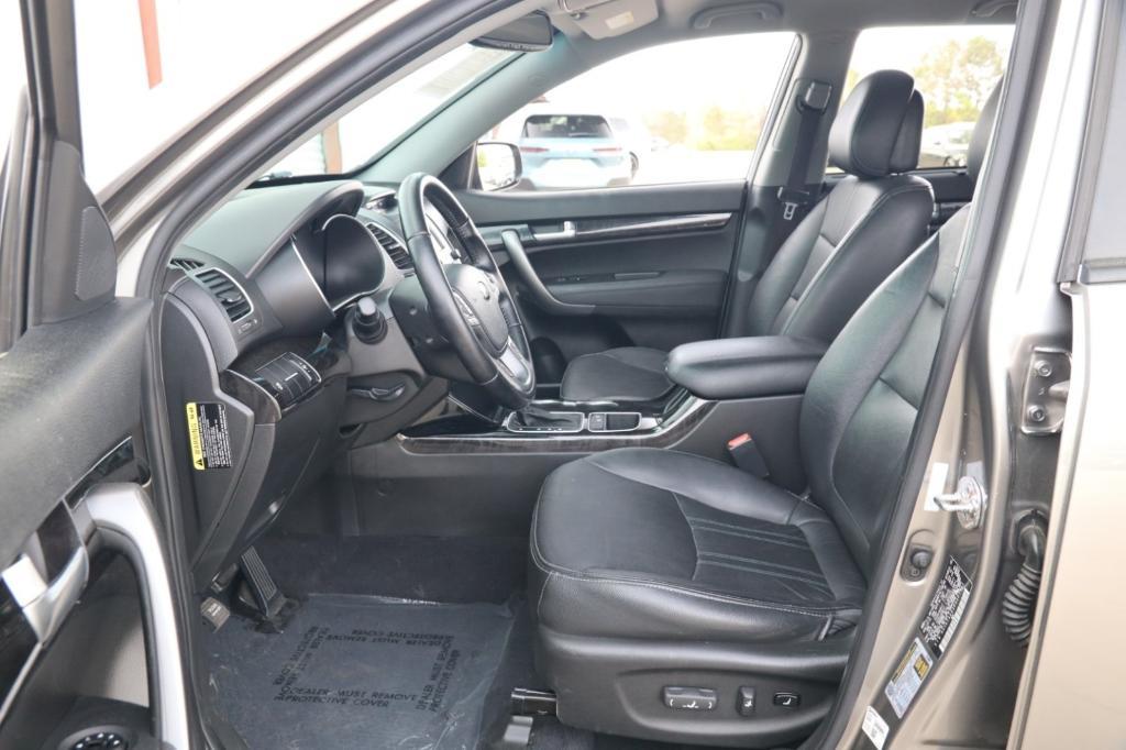 used 2014 Kia Sorento car, priced at $8,500