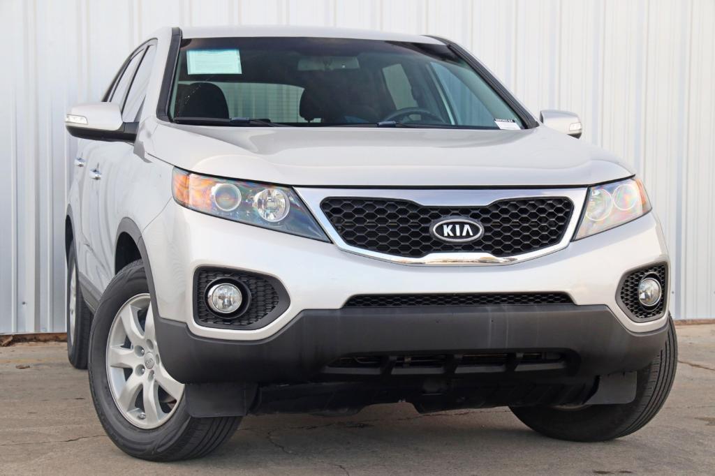 used 2013 Kia Sorento car, priced at $7,000