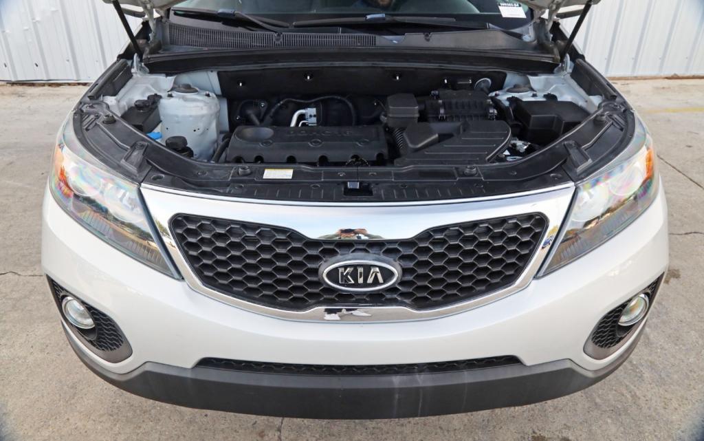 used 2013 Kia Sorento car, priced at $7,000