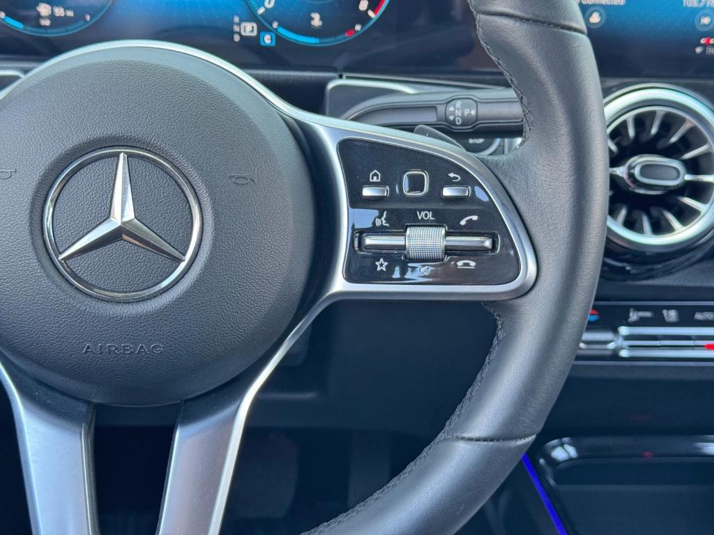used 2023 Mercedes-Benz GLB 250 car