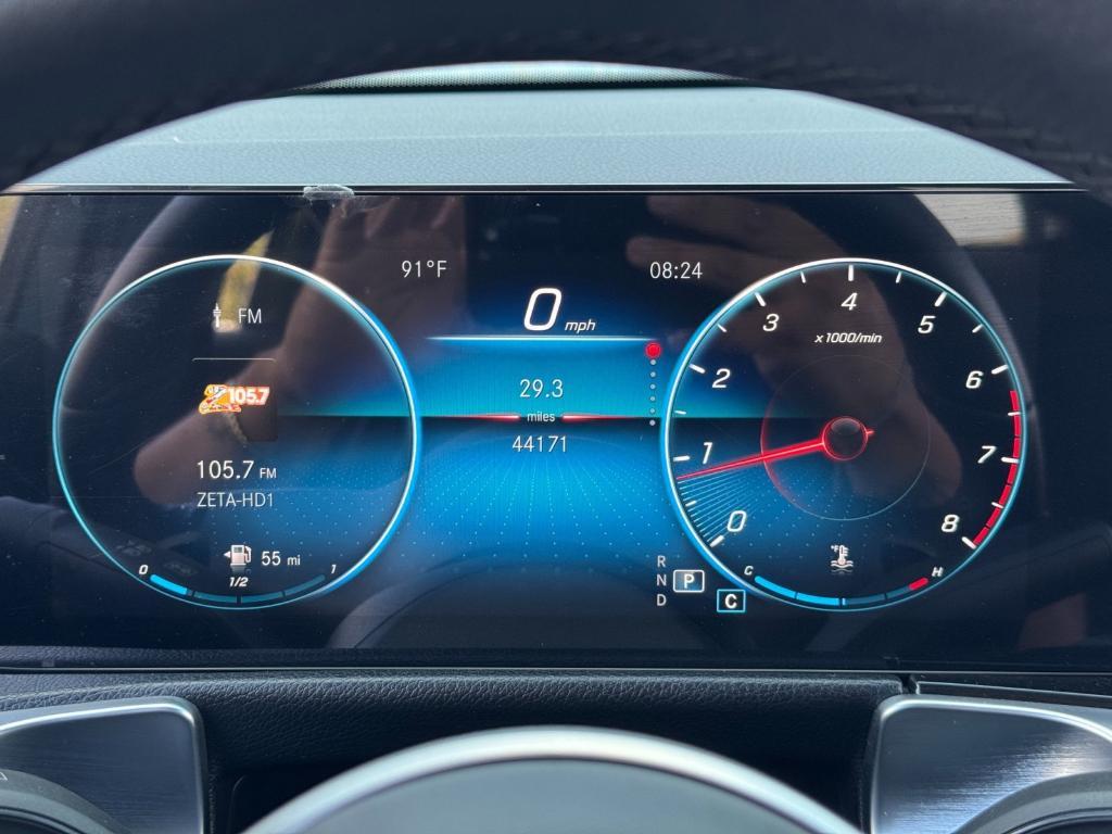used 2023 Mercedes-Benz GLB 250 car