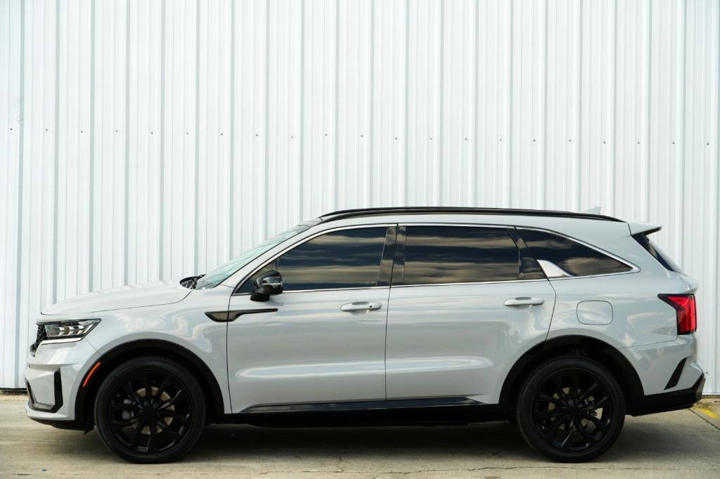used 2022 Kia Sorento car, priced at $22,500