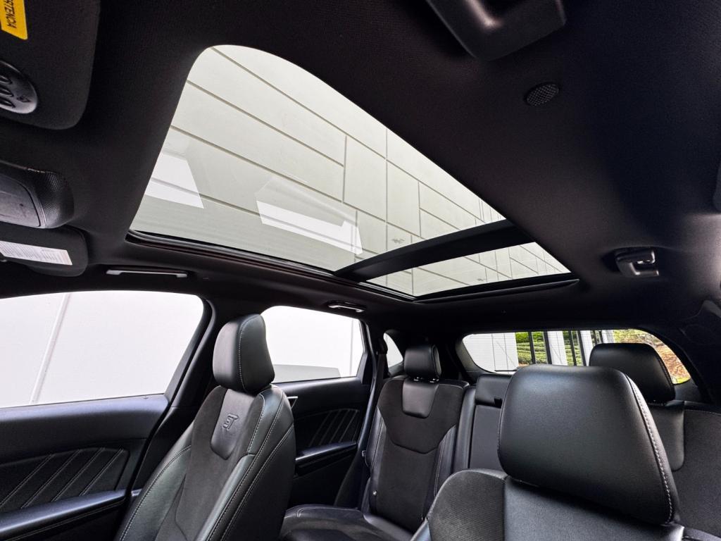 used 2020 Ford Edge car, priced at $18,000