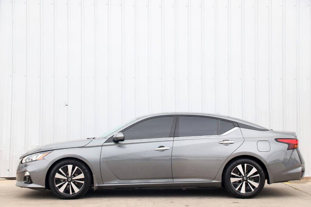 used 2020 Nissan Altima car, priced at $13,500