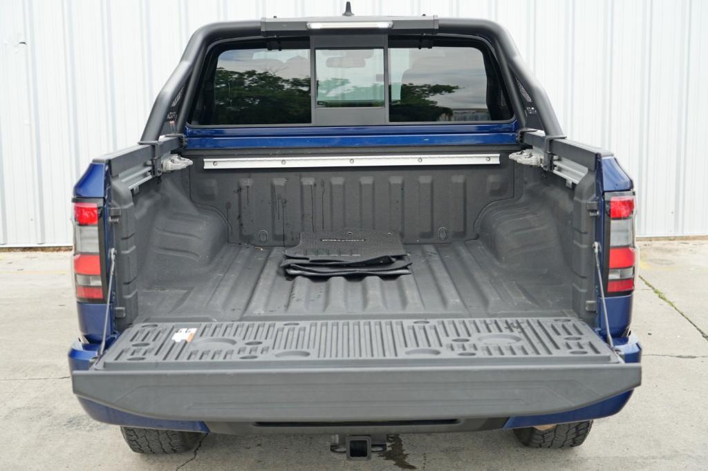 used 2022 Nissan Frontier car
