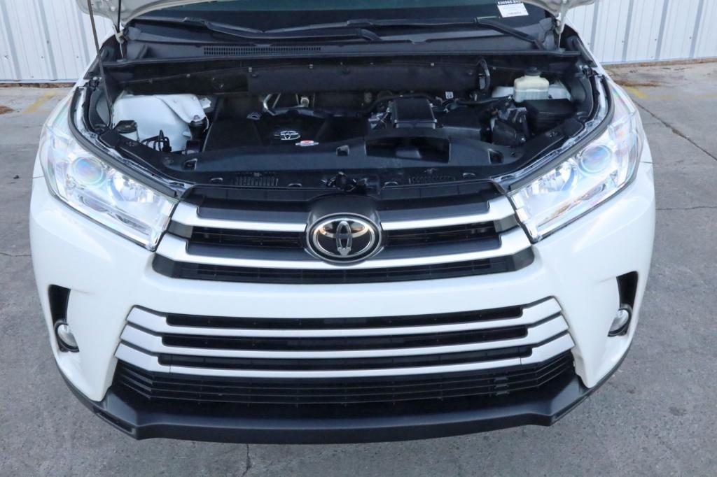 used 2018 Toyota Highlander car, priced at $16,000