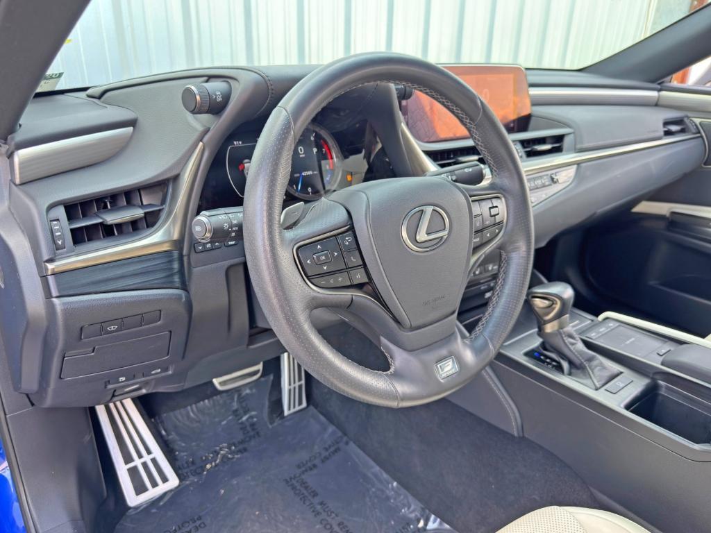 used 2021 Lexus ES 350 car, priced at $29,500