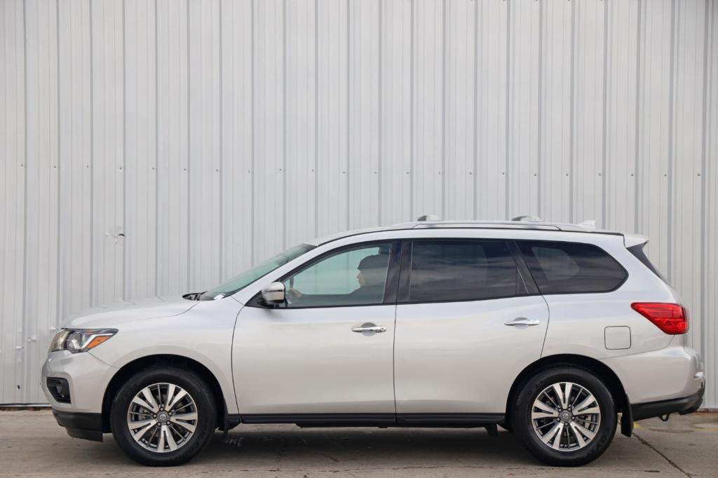 used 2020 Nissan Pathfinder car, priced at $16,500