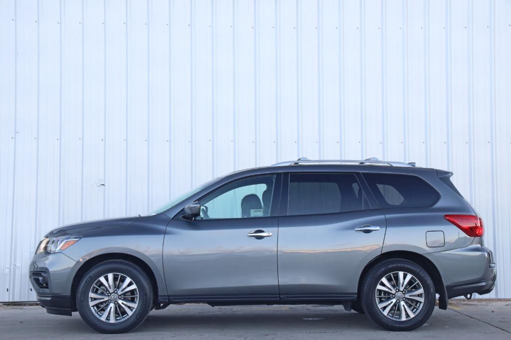 used 2020 Nissan Pathfinder car, priced at $14,500