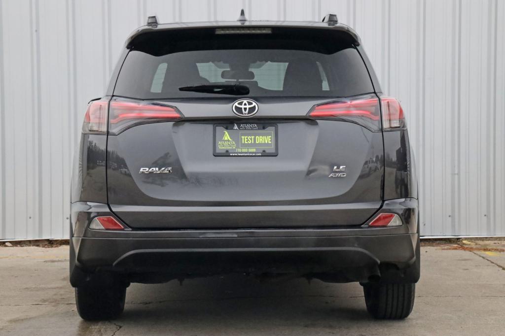 used 2018 Toyota RAV4 car