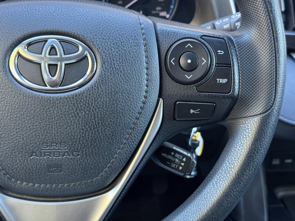 used 2018 Toyota RAV4 car