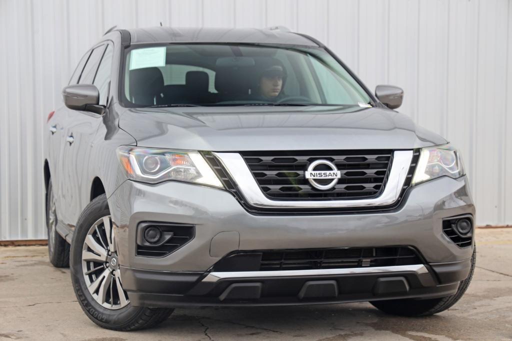 used 2018 Nissan Pathfinder car, priced at $11,000