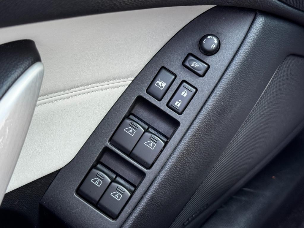 used 2013 INFINITI IPL G car