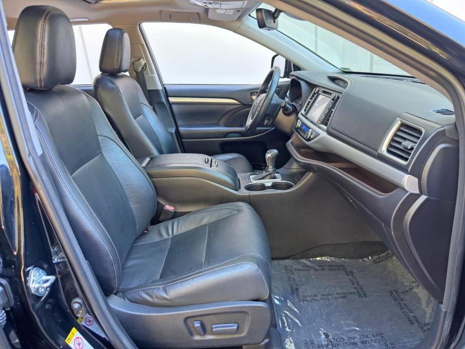 used 2018 Toyota Highlander car, priced at $18,500