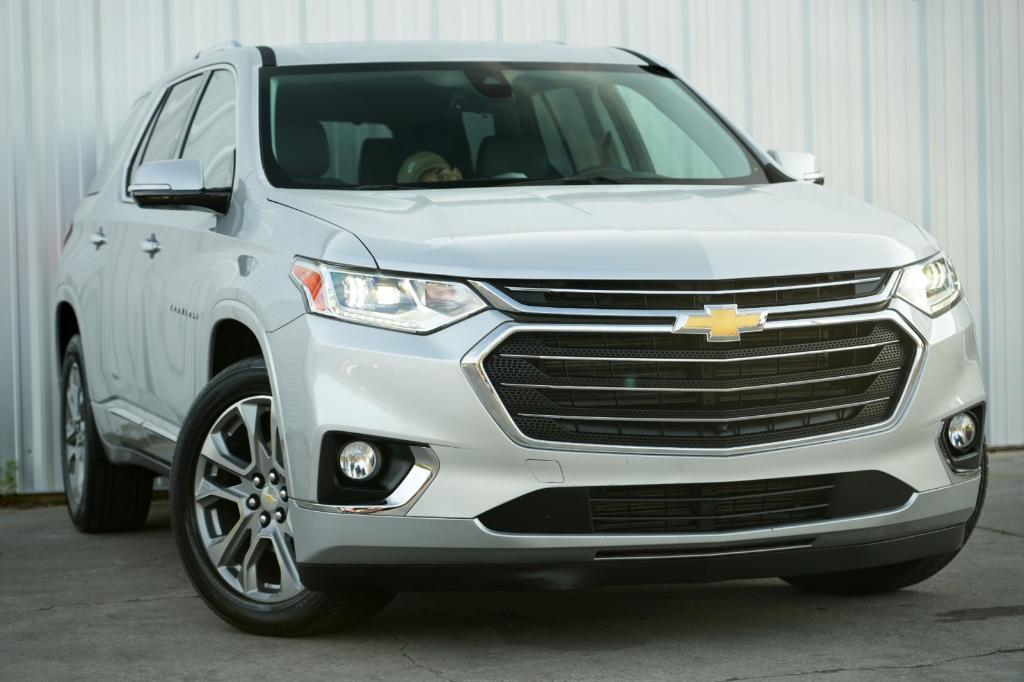 used 2019 Chevrolet Traverse car, priced at $25,000