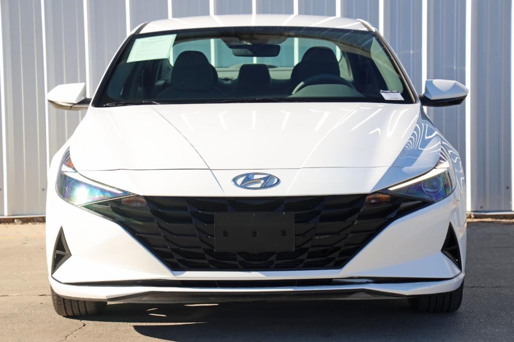 used 2021 Hyundai Elantra car