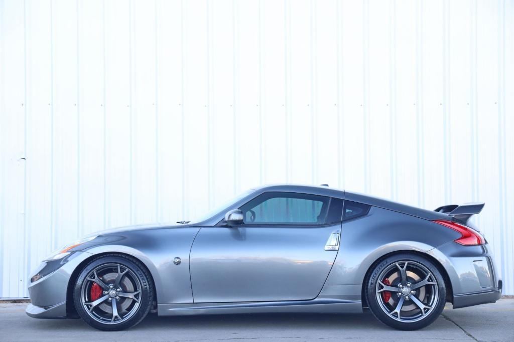 used 2014 Nissan 370Z car, priced at $19,000