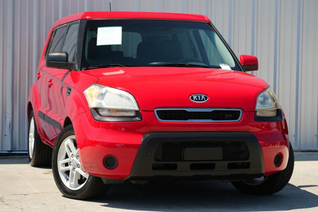 used 2011 Kia Soul car, priced at $5,500