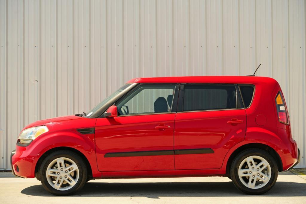used 2011 Kia Soul car, priced at $5,500