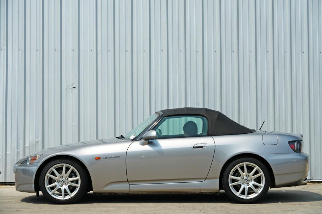 used 2004 Honda S2000 car
