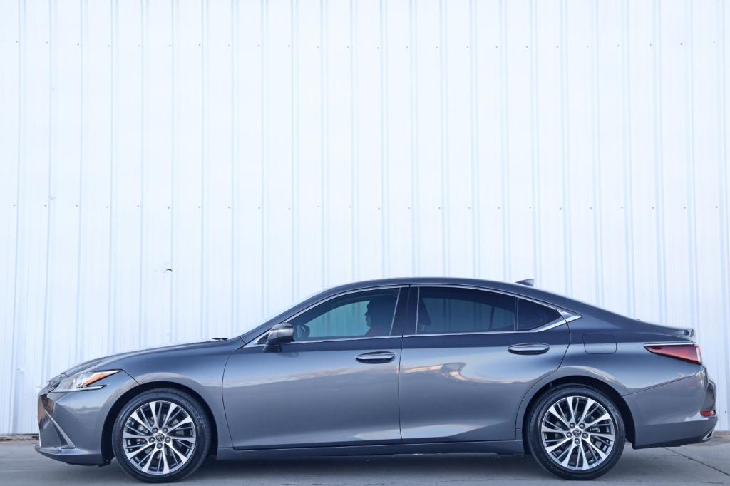 used 2020 Lexus ES 350 car, priced at $27,500