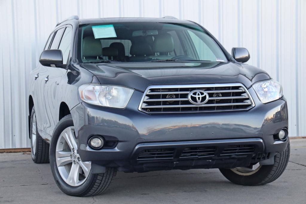 used 2010 Toyota Highlander car, priced at $8,000