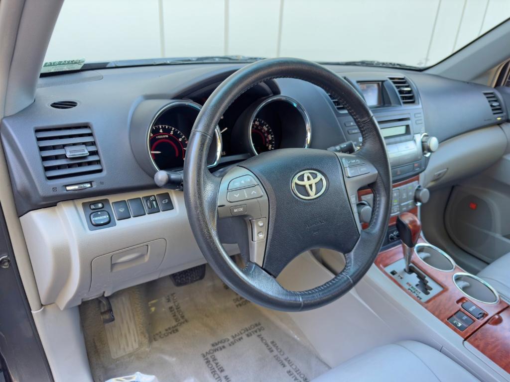 used 2010 Toyota Highlander car, priced at $8,000