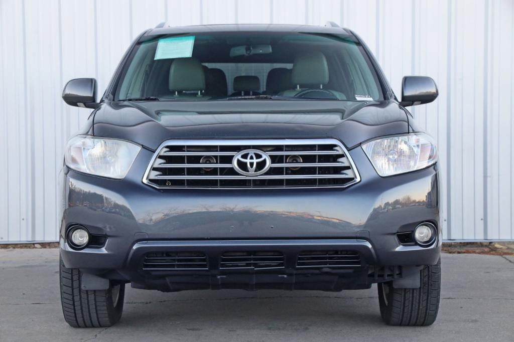 used 2010 Toyota Highlander car, priced at $8,000