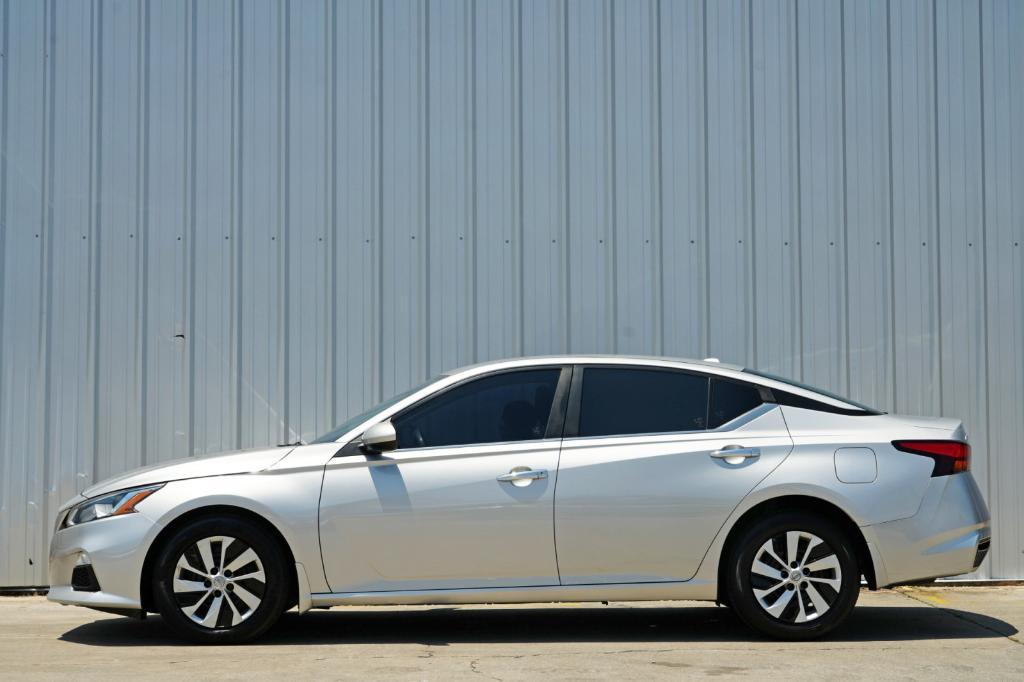 used 2020 Nissan Altima car
