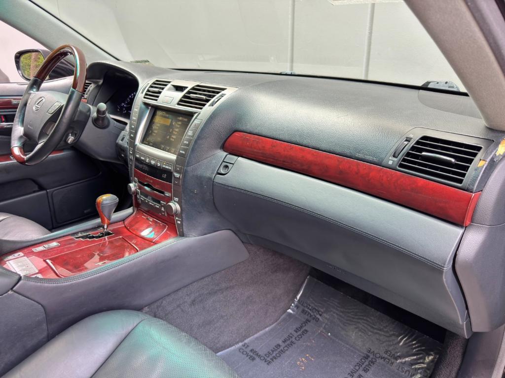 used 2007 Lexus LS 460 car, priced at $9,000