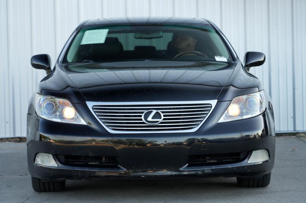 used 2007 Lexus LS 460 car, priced at $9,000
