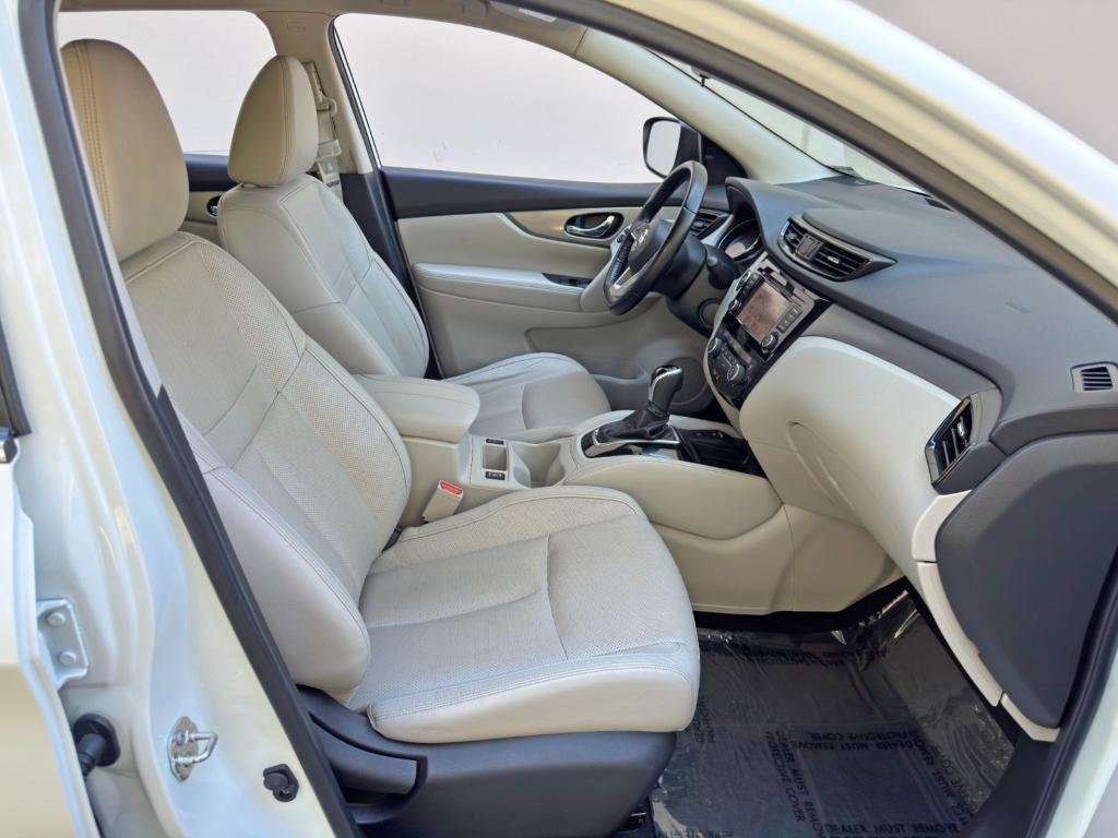 used 2020 Nissan Rogue Sport car, priced at $16,000
