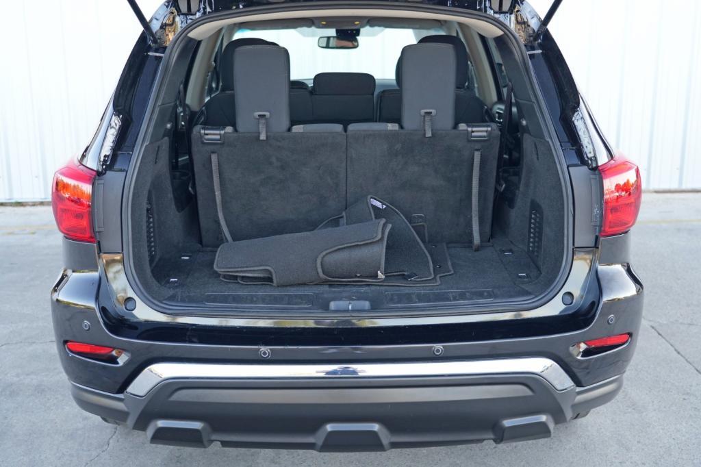 used 2020 Nissan Pathfinder car, priced at $11,000
