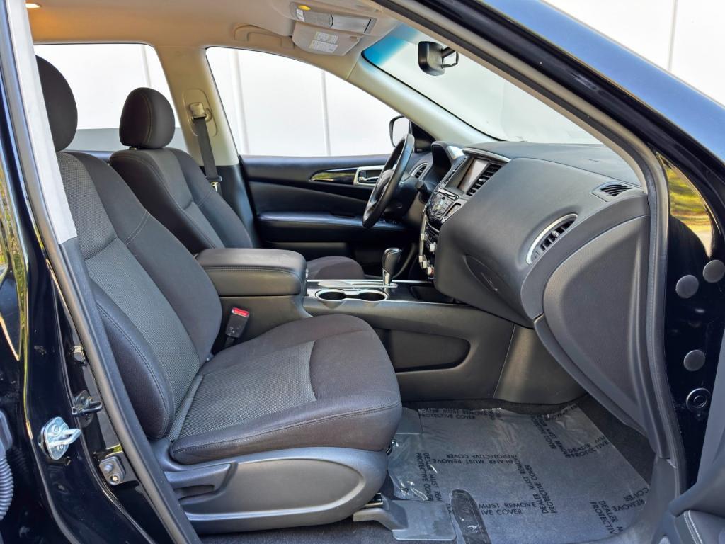 used 2020 Nissan Pathfinder car, priced at $11,000