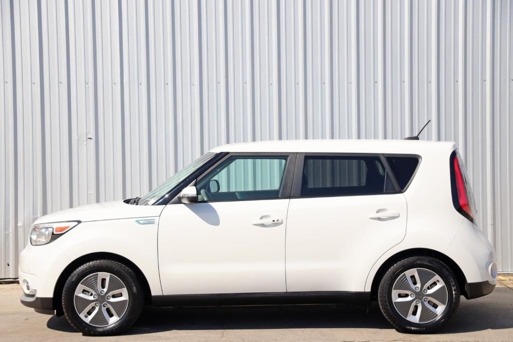 used 2017 Kia Soul EV car, priced at $6,250