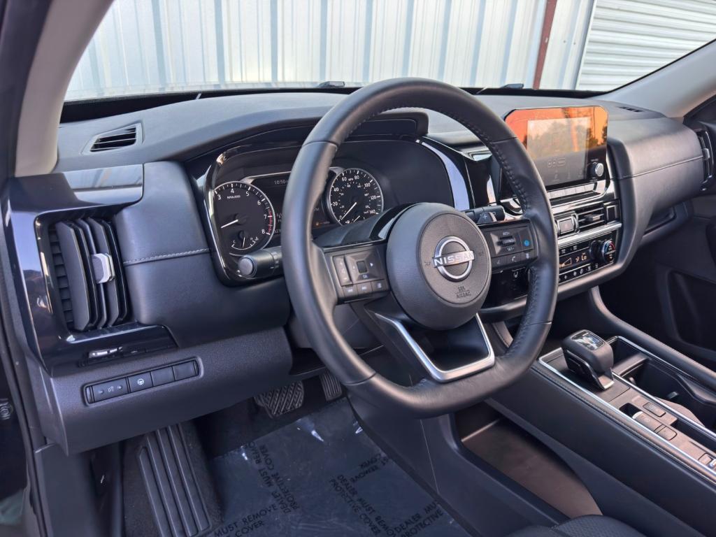 used 2022 Nissan Pathfinder car, priced at $23,000