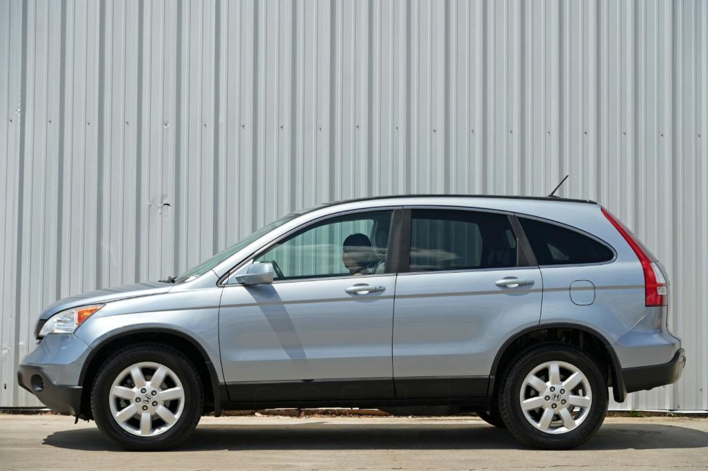 used 2009 Honda CR-V car, priced at $6,000