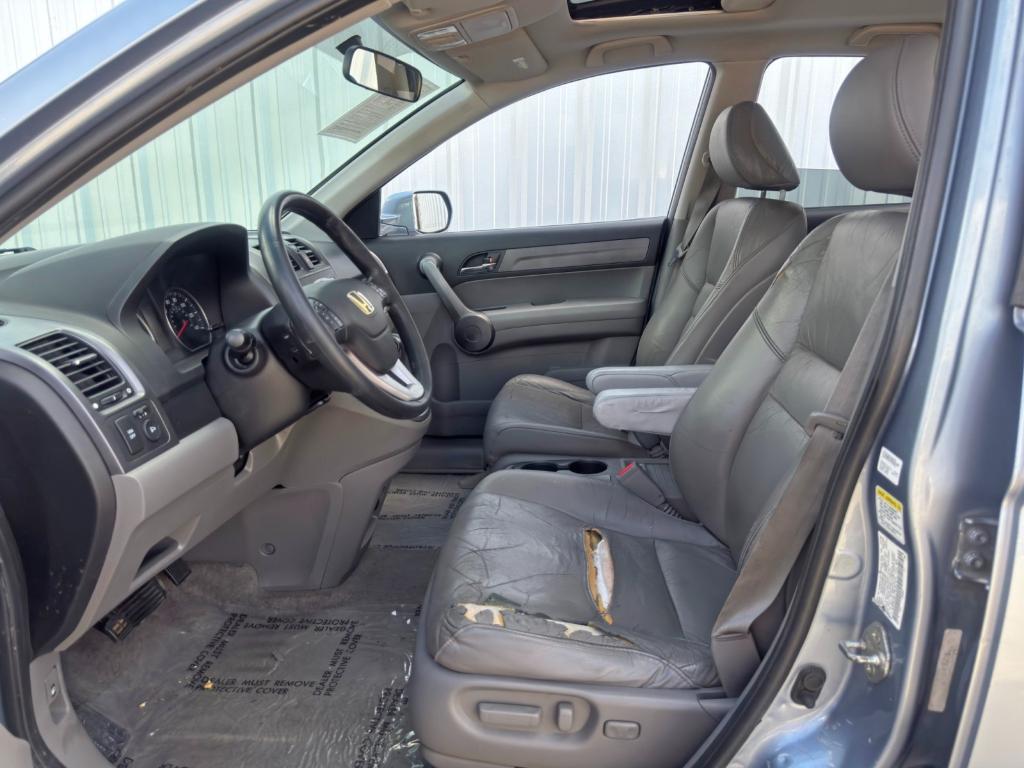 used 2009 Honda CR-V car, priced at $6,000