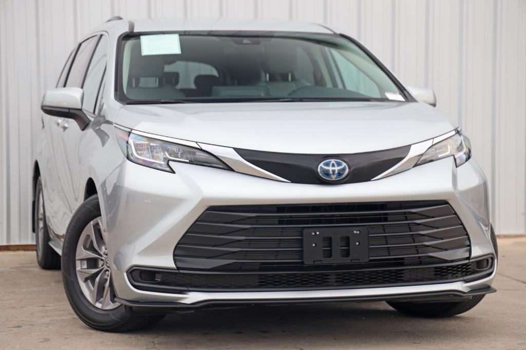 used 2022 Toyota Sienna car, priced at $25,000