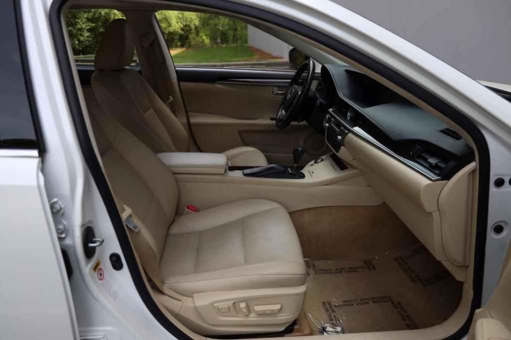 used 2013 Lexus ES 350 car, priced at $11,000