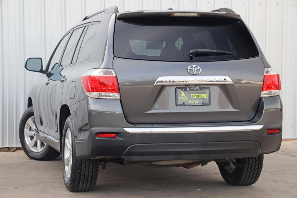 used 2011 Toyota Highlander car, priced at $8,000